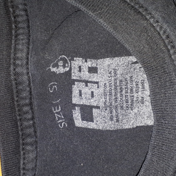 Cardboard robot blk tee sz s - Picture 4 of 4